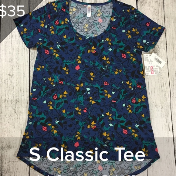 Lularoe Classic T - Picture 1 of 1